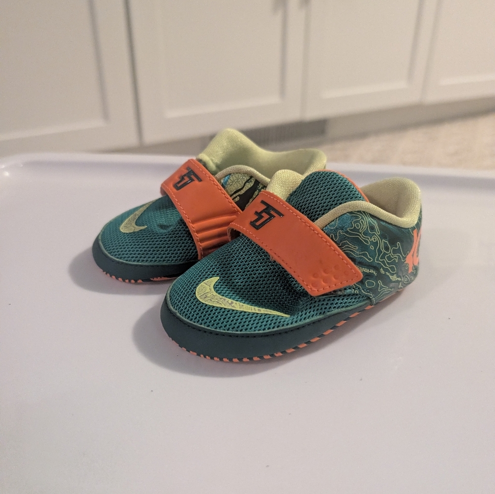 Nike 4C  KD Velcro Sneakers